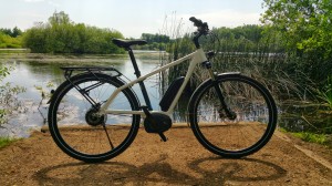 blueLABEL Charger Review - Out for an electric bike ride by the lake