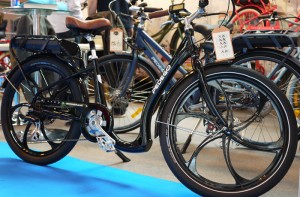 Pedego Boomerange low step thru e-bike