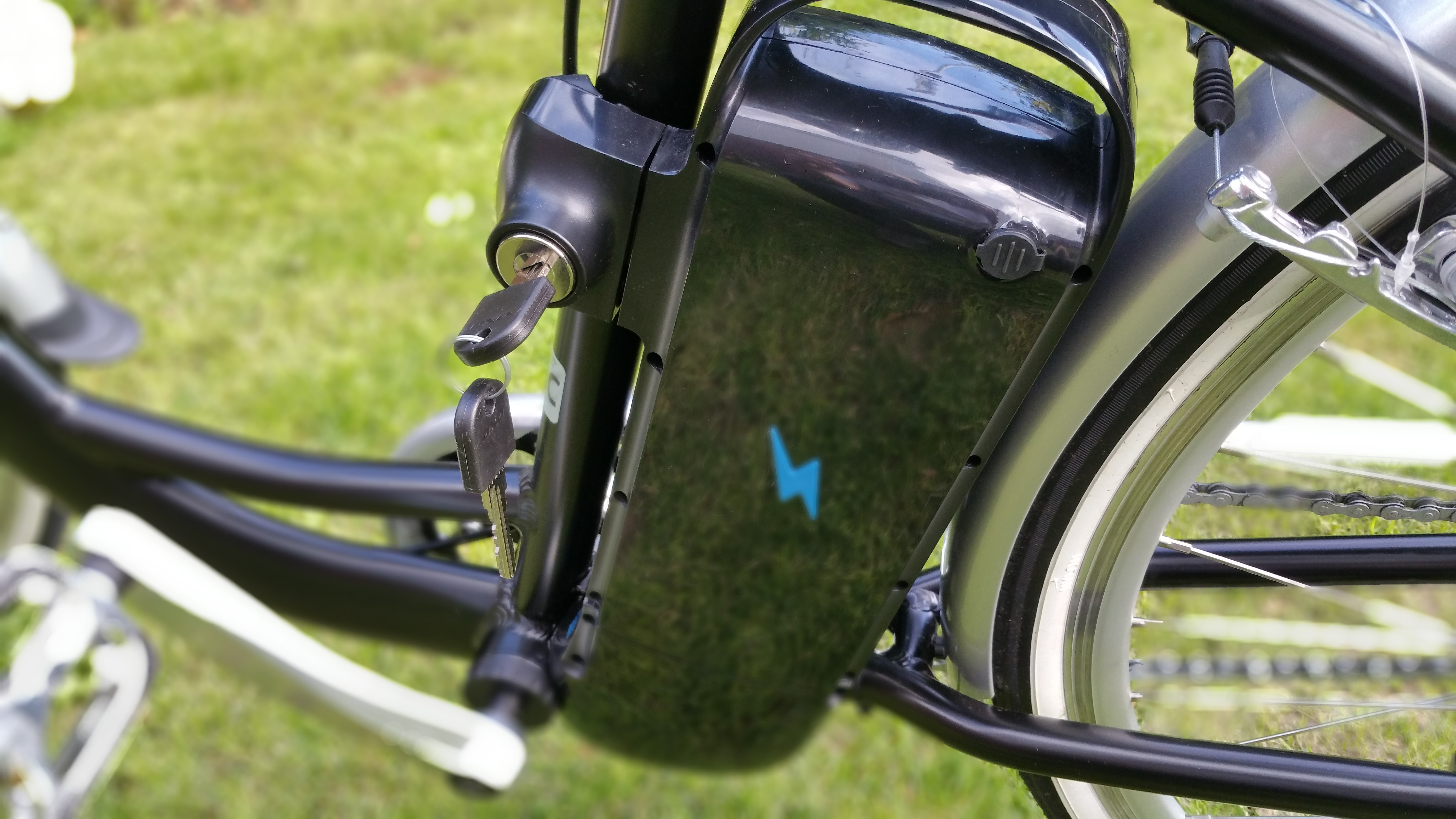 momentum-model-t-electric-bike-review