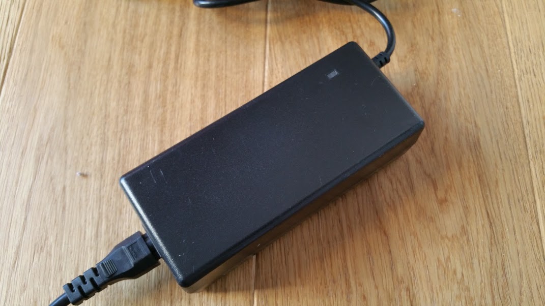 Powabyke Xplorer Review - Lithium battery charger