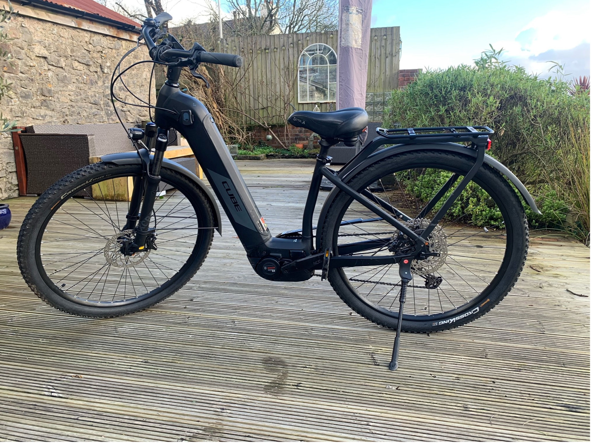 Cube Kathmandu Hybrid Exc. Easy Access / step through model. Size XS(46)