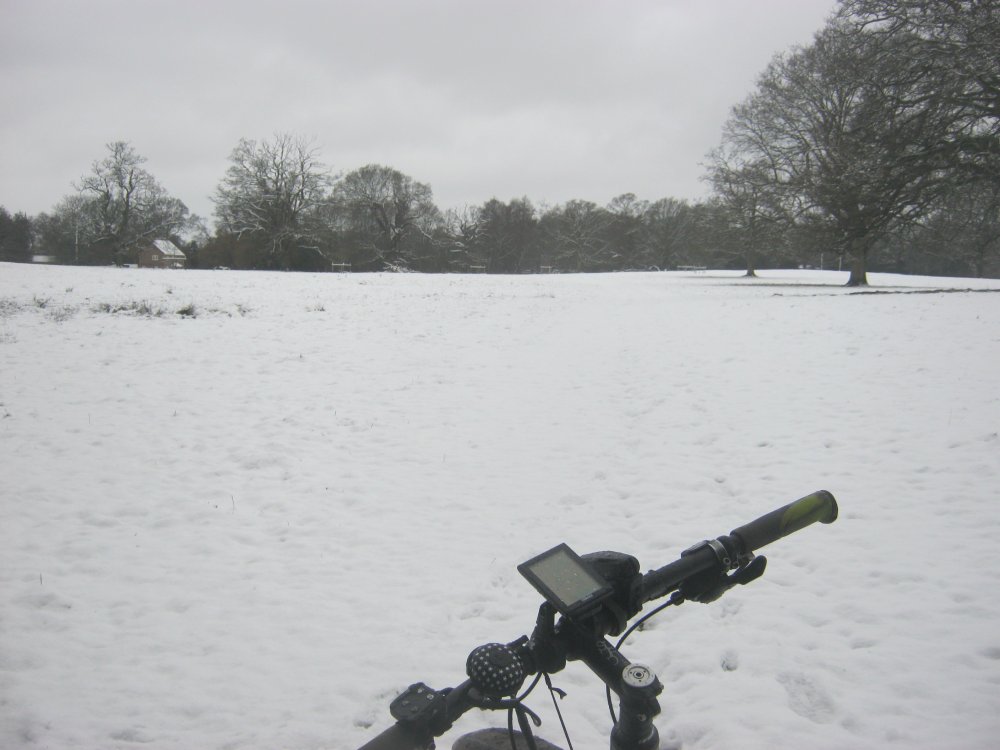 RidetoSteve.sHouseintheSnow08032023002.thumb.JPG.e49cbeb9f812e66025d4b2b5c13ba2b7.JPG