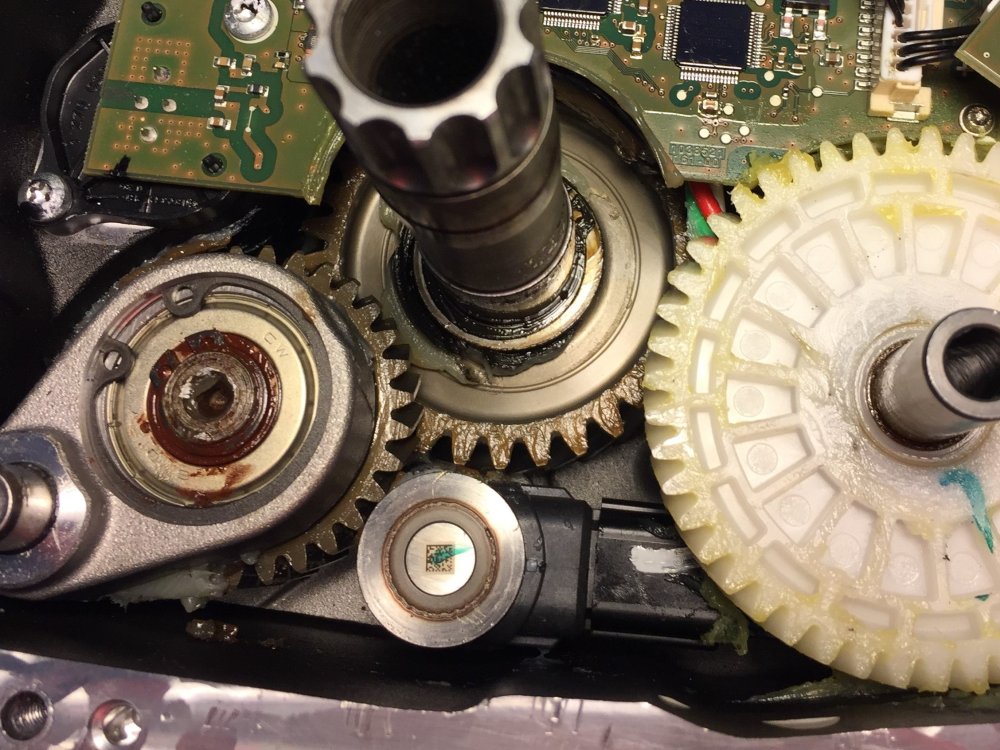 Transfergearbearing2.thumb.jpg.a310665b34cd75daeff28f689925ed69.jpg