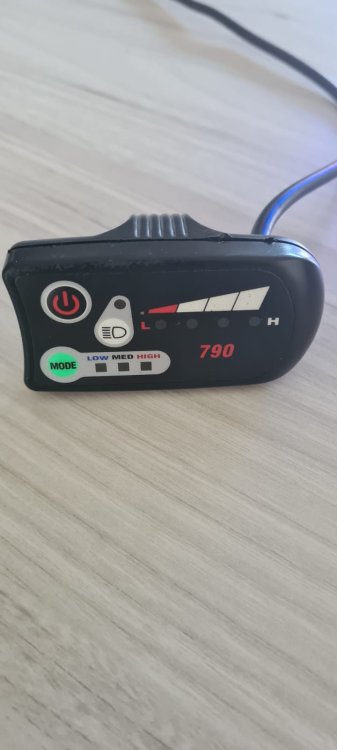 olddisplay.thumb.jpg.df0c9b888df45041c82f801bb893f1e3.jpg