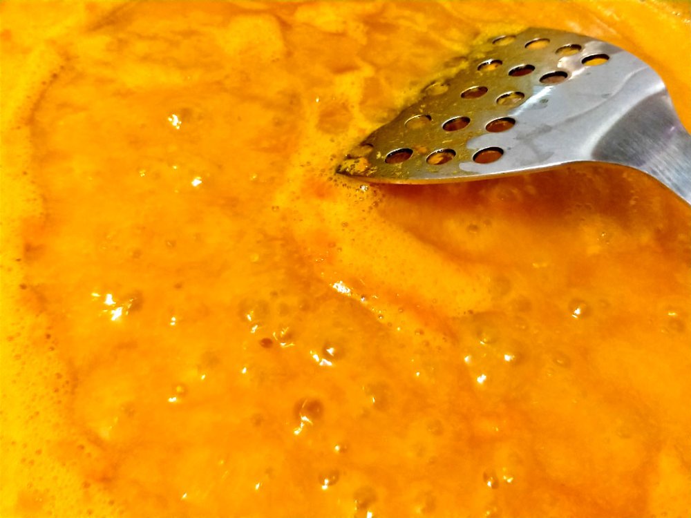 reducing-pumpkin-juice.thumb.jpg.7f820ba894693882ceedbcacaec806b4.jpg
