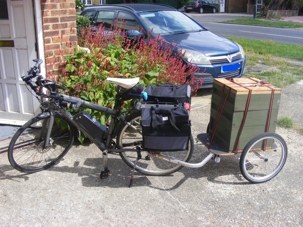 trailerCF.thumb.jpg.bb28c77e76c89436a19a3cc8b0769717.jpg